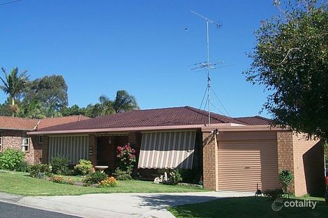 13 Laverty Cres, Scotts Head, NSW 2447