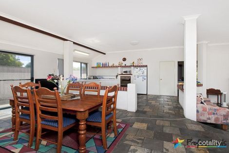 Property photo of 11 Wanui Street Quindalup WA 6281