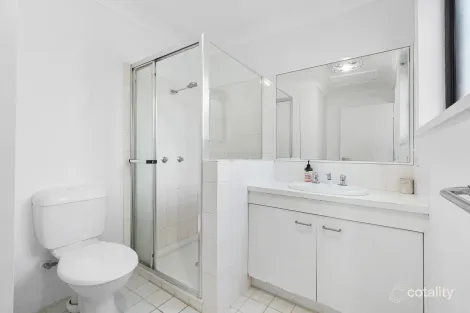 Property photo of 7 Katoomba Court Helensvale QLD 4212