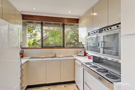 Property photo of 2/385 Barkers Road Kew VIC 3101