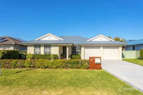 Property photo of 42 Bluehaven Drive Old Bar NSW 2430