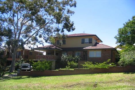 24 Caroline St, East Gosford, NSW 2250