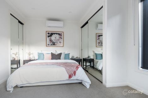 Property photo of 2B Fairbank Road Bentleigh VIC 3204