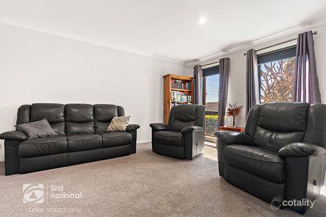 Property photo of 31 Dunbar Road Cameron Park NSW 2285