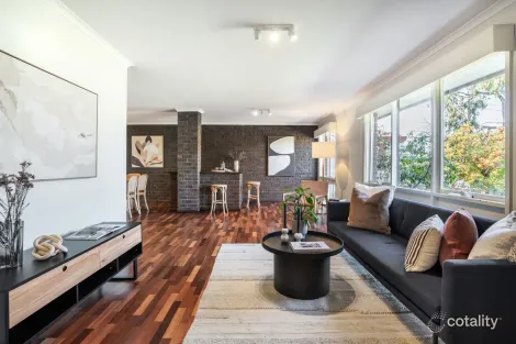 Property photo of 42 Randwick Drive Keilor Park VIC 3042