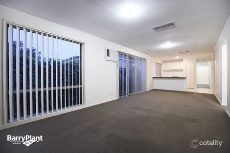 16 Eldergreen Cct, Craigieburn, VIC 3064