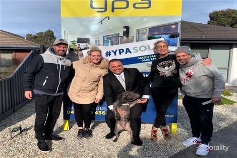 Property photo of 26 Arjay Court Westmeadows VIC 3049