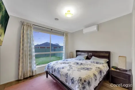 Property photo of 39 Amesbury Avenue Wyndham Vale VIC 3024