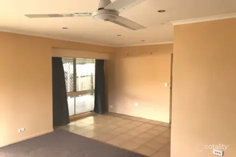 Property photo of 10 Beechwood Drive Yamanto QLD 4305