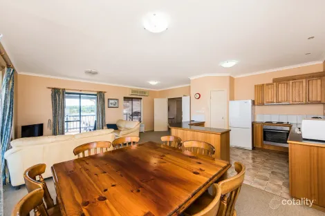 Property photo of 5 Hewby Court Ledge Point WA 6043