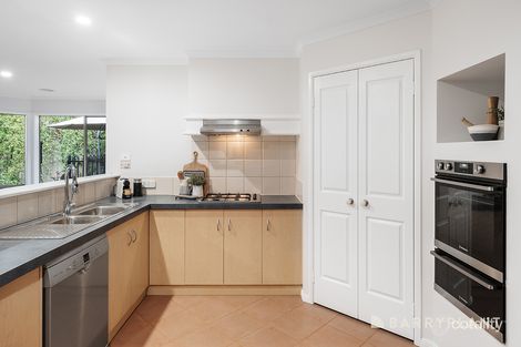 Property photo of 9 Glencoe Place Lilydale VIC 3140