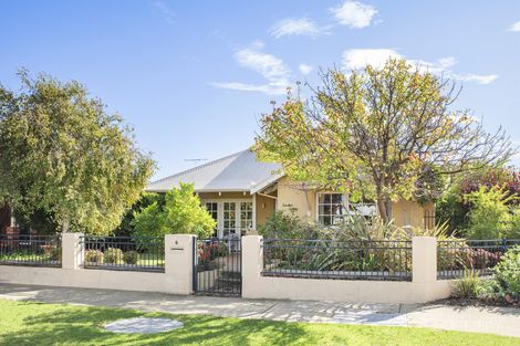 Property photo of 6 Pianobox Boulevard West Busselton WA 6280