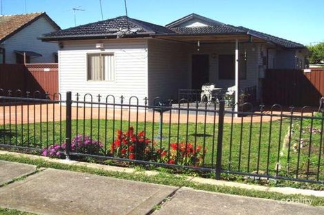 17 Clement St, Guildford, NSW 2161