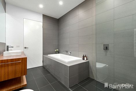 Property photo of 58 Clovemont Way Bundoora VIC 3083