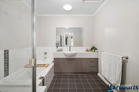Property photo of 4/20 Falcon Drive Invermay Park VIC 3350