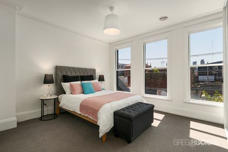 Property photo of 10 Little Ingles Street Port Melbourne VIC 3207