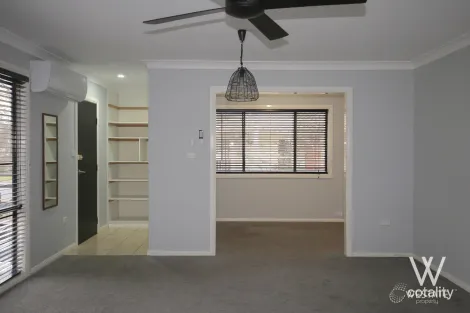 Property photo of 22 Lawson Crescent Orange NSW 2800