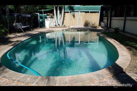 Property photo of 30 Nerang River Drive Nerang QLD 4211