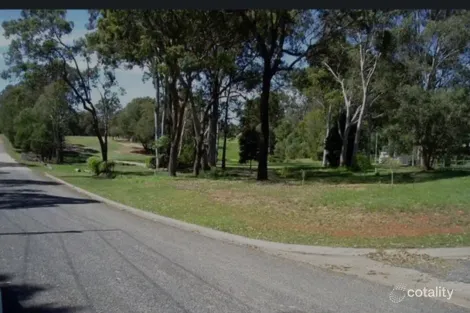 11 Eastern Rd, Macleay Island, QLD 4184