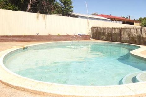 Property photo of 28 Tanson Road Parmelia WA 6167