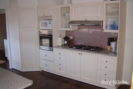 Property photo of 16 Florey Crescent Mulgrave VIC 3170