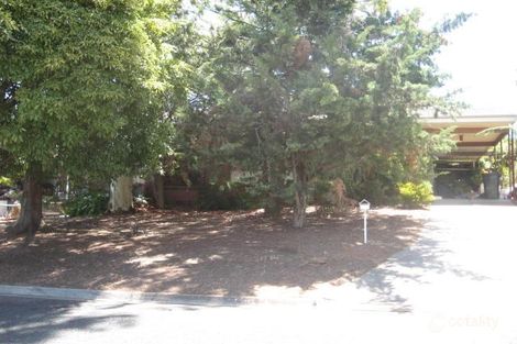 50 Knightsbridge Ave, Valley View, SA 5093