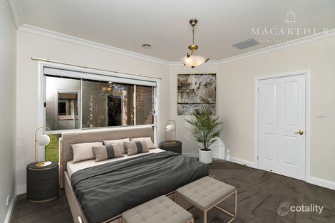 Property photo of 2 Ulandra Place Estella NSW 2650