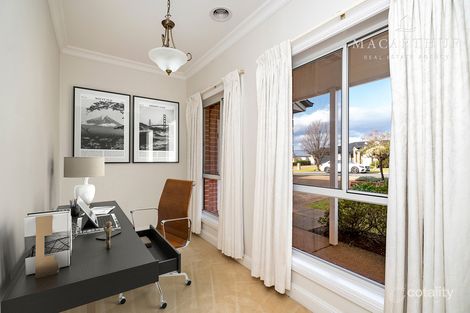 Property photo of 2 Ulandra Place Estella NSW 2650