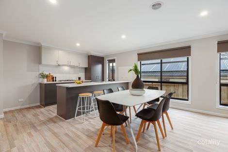 Property photo of 16 Amy Way Mernda VIC 3754