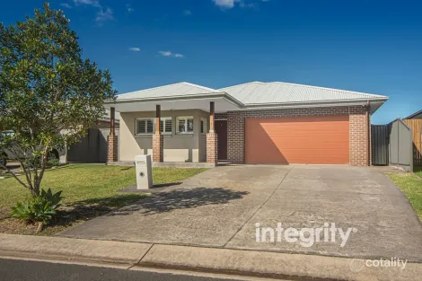 Property photo of 84 Belay Drive Vincentia NSW 2540