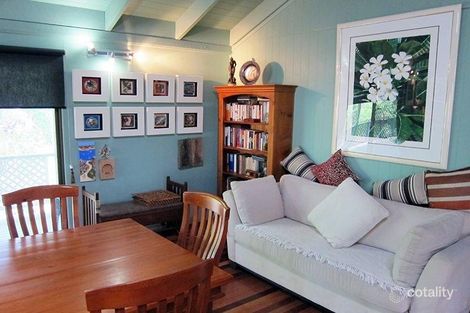 Property photo of 19 Arvon Avenue Beachmere QLD 4510