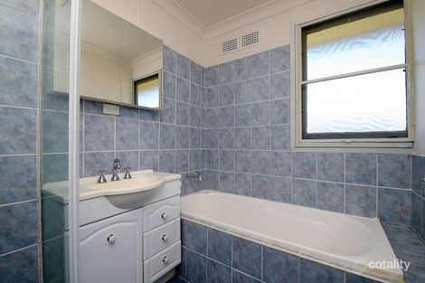 Property photo of 6 Cassia Place Bass Hill NSW 2197