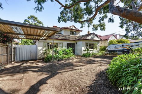 23 Porter Rd, Heidelberg Heights, VIC 3081