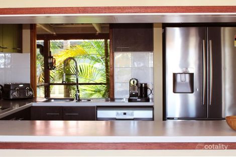 Property photo of 51 Deakin Avenue Southport QLD 4215