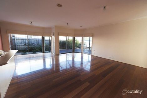 Property photo of 23 Wisla Circuit Roxburgh Park VIC 3064