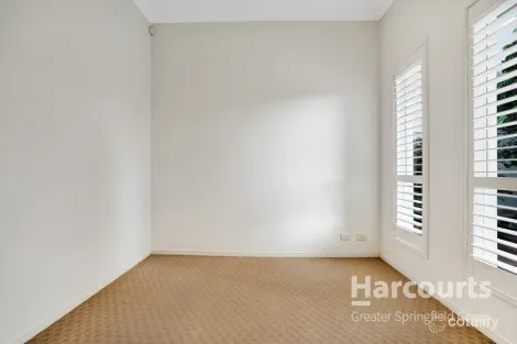 Property photo of 7 Waratah Crescent Springfield Lakes QLD 4300
