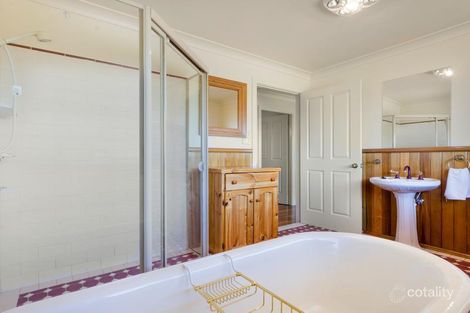 Property photo of 3 Werribee Park Place Glen Alpine NSW 2560