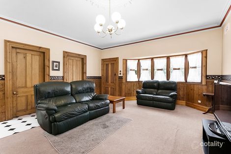 Property photo of 18 Grice Crescent Essendon VIC 3040