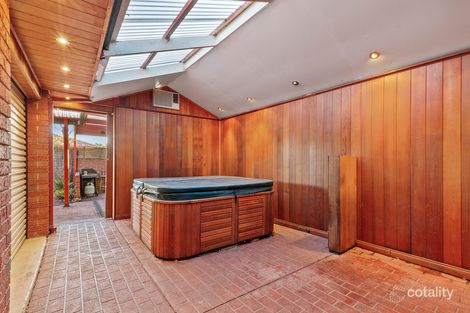 Property photo of 1 Sambuco Court Sydenham VIC 3037