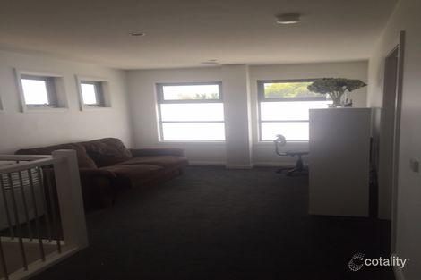 Property photo of 2/40 Hampton Road Essendon West VIC 3040