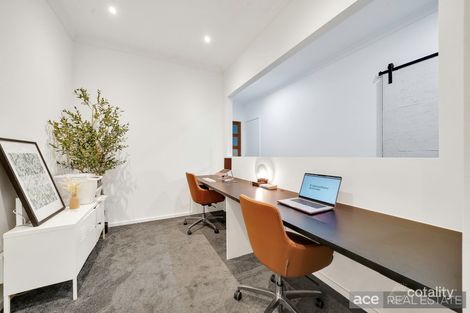 Property photo of 5 Penshurst Avenue Williams Landing VIC 3027