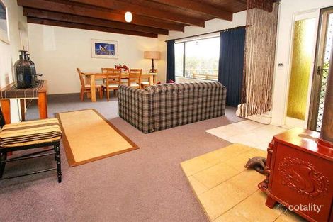 Property photo of 10 Diane Street Rye VIC 3941