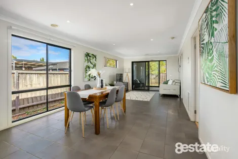 Property photo of 21 Hamish Drive Tarneit VIC 3029