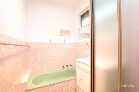 Property photo of 17 Gish Court Hadfield VIC 3046