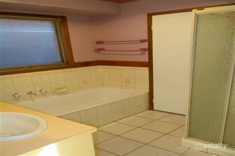 Property photo of 3 Bates Street Cranbourne West VIC 3977
