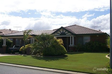 4 Dunlop Rise, Kinross, WA 6028