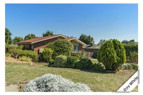 Property photo of 1 Popplewell Place Gordon ACT 2906