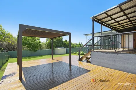 Property photo of 31 Woodlawn Drive Budgewoi NSW 2262