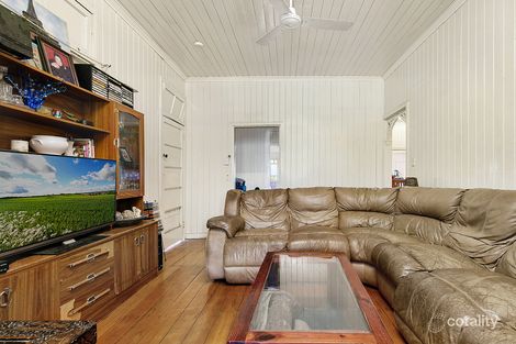Property photo of 29 Medcraf Street Park Avenue QLD 4701