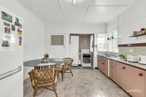Property photo of 16 Casey Street Leichhardt QLD 4305
